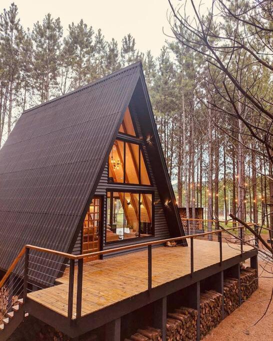 Alameda Black Chalet *
